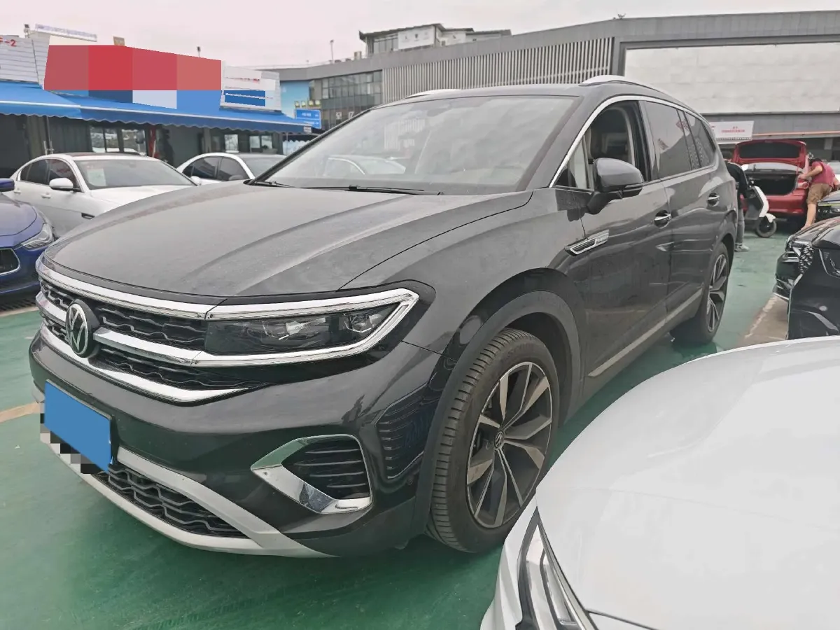 2022 Volkswagen Talagon 2.5T 299HP V6 7DCT,autocango,china used car exporter,china ev exporter,chinese used car exporter,chinese used ev exporter