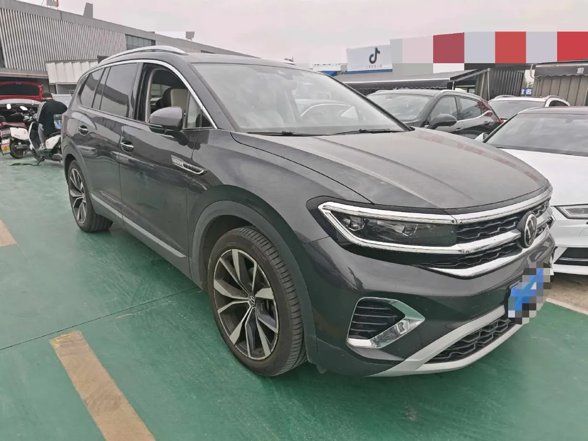 2022 Volkswagen Talagon 2.5T 299HP V6 7DCT,autocango,china used car exporter,china ev exporter,chinese used car exporter,chinese used ev exporter