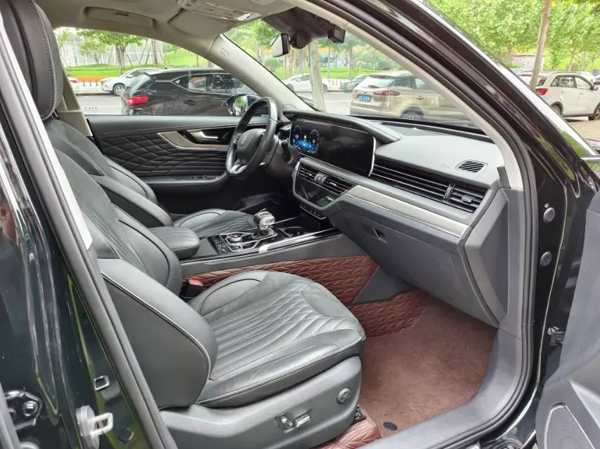 2022 HongQi HS5 2.0T 224HP L4 6AT,autocango,china used car exporter,china ev exporter,chinese used car exporter,chinese used ev exporter