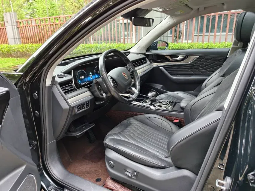 2022 HongQi HS5 2.0T 224HP L4 6AT,autocango,china used car exporter,china ev exporter,chinese used car exporter,chinese used ev exporter