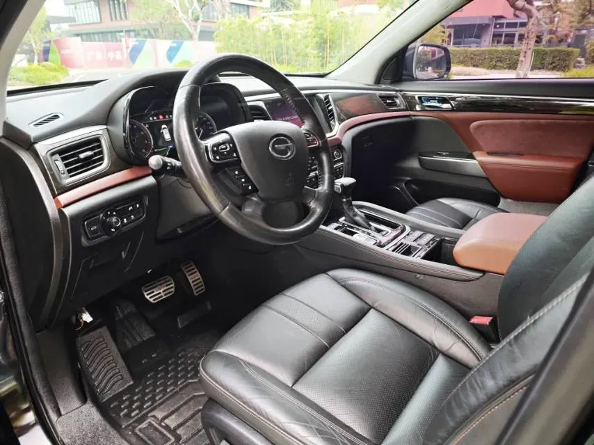 2017 GAC Trumpchi GS8 2.0T 201HP L4 6AT,autocango,china used car exporter,china ev exporter,chinese used car exporter,chinese used ev exporter