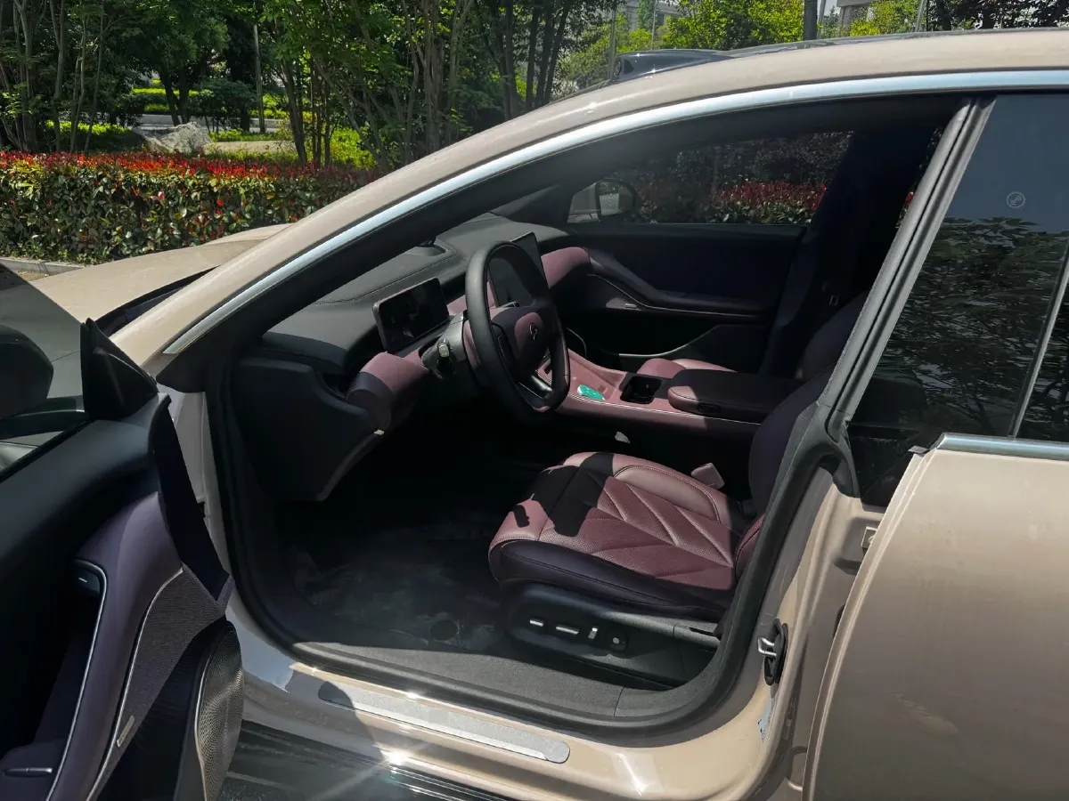 2024 NIO ET5 BEV 75KWH,autocango,china used car exporter,china ev exporter,chinese used car exporter,chinese used ev exporter