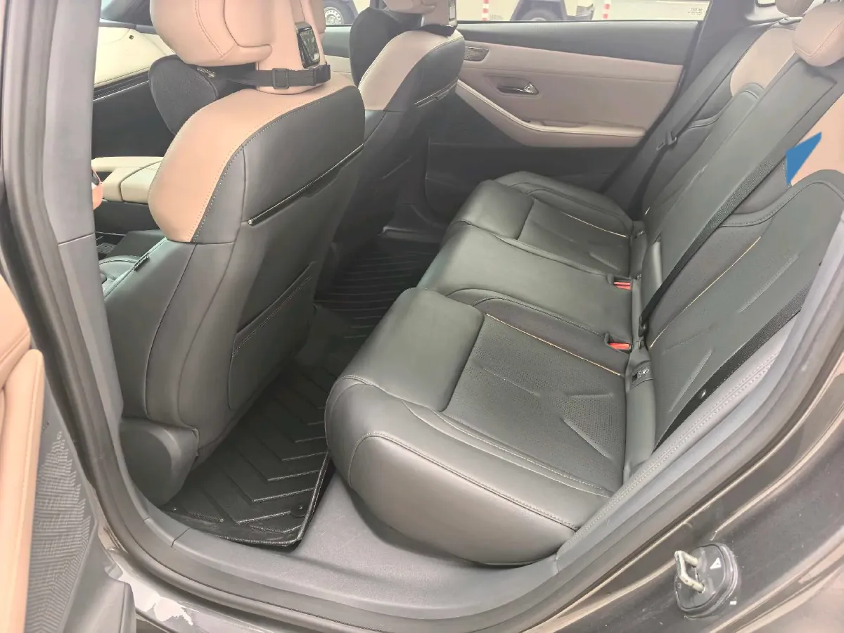 2022 Mazda 3 Axela 2.0L 158HP L4 6AT,autocango,china used car exporter,china ev exporter,chinese used car exporter,chinese used ev exporter