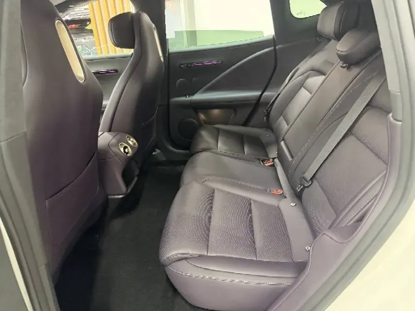 2026 Avatr 07 BEV,autocango,china used car exporter,china ev exporter,chinese used car exporter,chinese used ev exporter