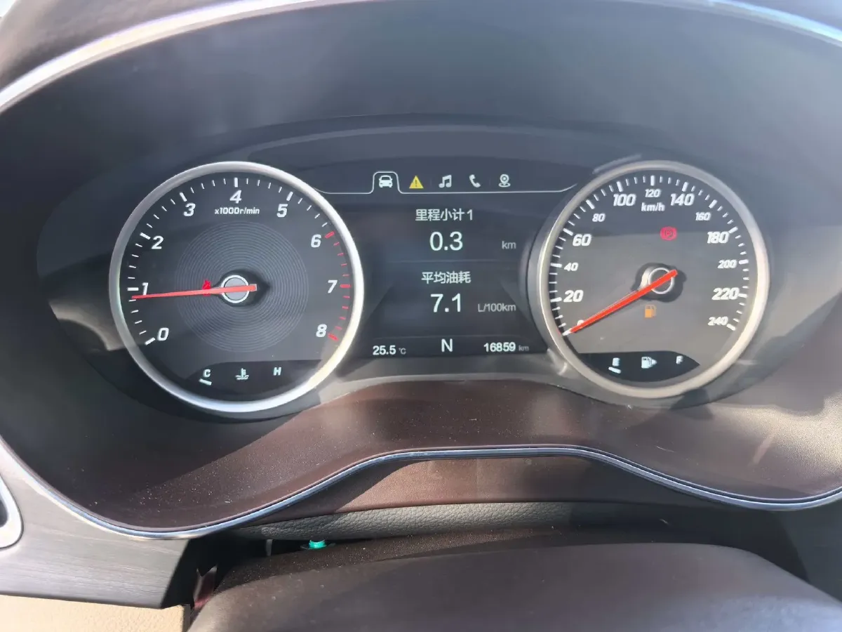 2017 BaoJun 730 1.8L 137HP L4 5AMT,autocango,china used car exporter,china ev exporter,chinese used car exporter,chinese used ev exporter