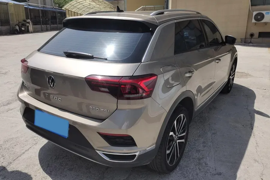 2021 Volkswagen T-Roc 1.4T 150HP L4 7DCT,autocango,china used car exporter,china ev exporter,chinese used car exporter,chinese used ev exporter