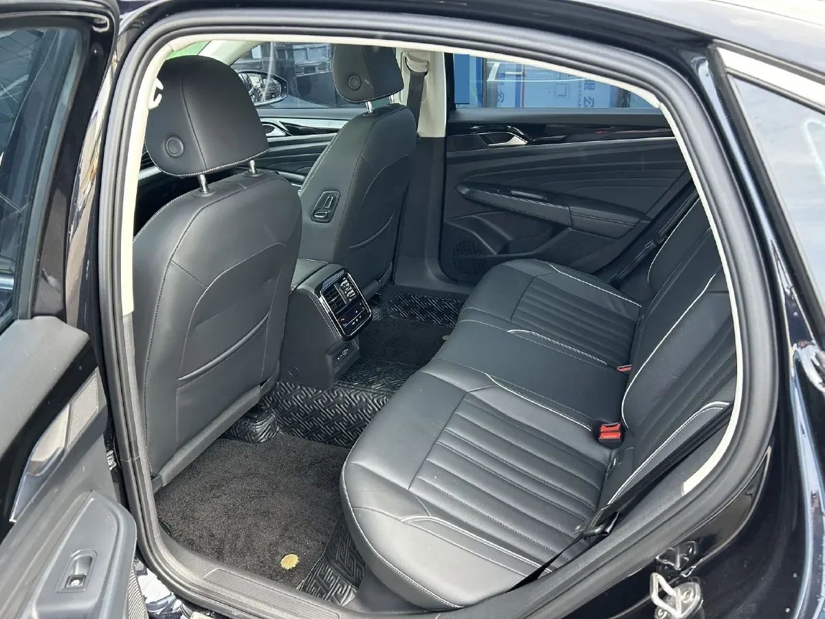 2022 Skoda Kodiak GT 2.0T 186HP L4 7DCT,autocango,china used car exporter,china ev exporter,chinese used car exporter,chinese used ev exporter