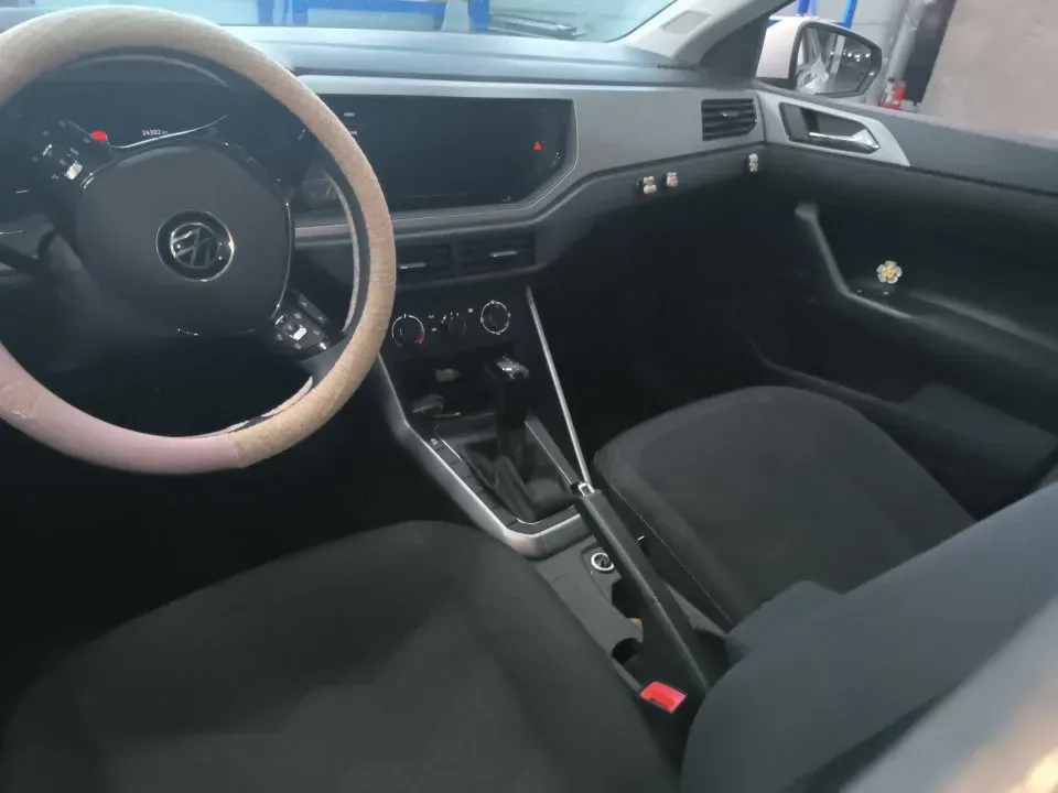 2023 Volkswagen Polo 1.5L 113HP L4 6AT,autocango,china used car exporter,china ev exporter,chinese used car exporter,chinese used ev exporter