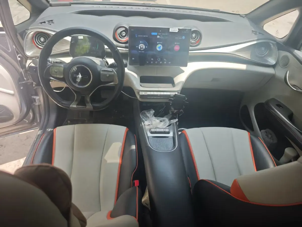 2021 Ford Escort 1.5L 122HP L3 6AT,autocango,china used car exporter,china ev exporter,chinese used car exporter,chinese used ev exporter