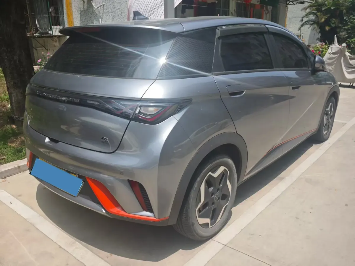 2021 Ford Escort 1.5L 122HP L3 6AT,autocango,china used car exporter,china ev exporter,chinese used car exporter,chinese used ev exporter