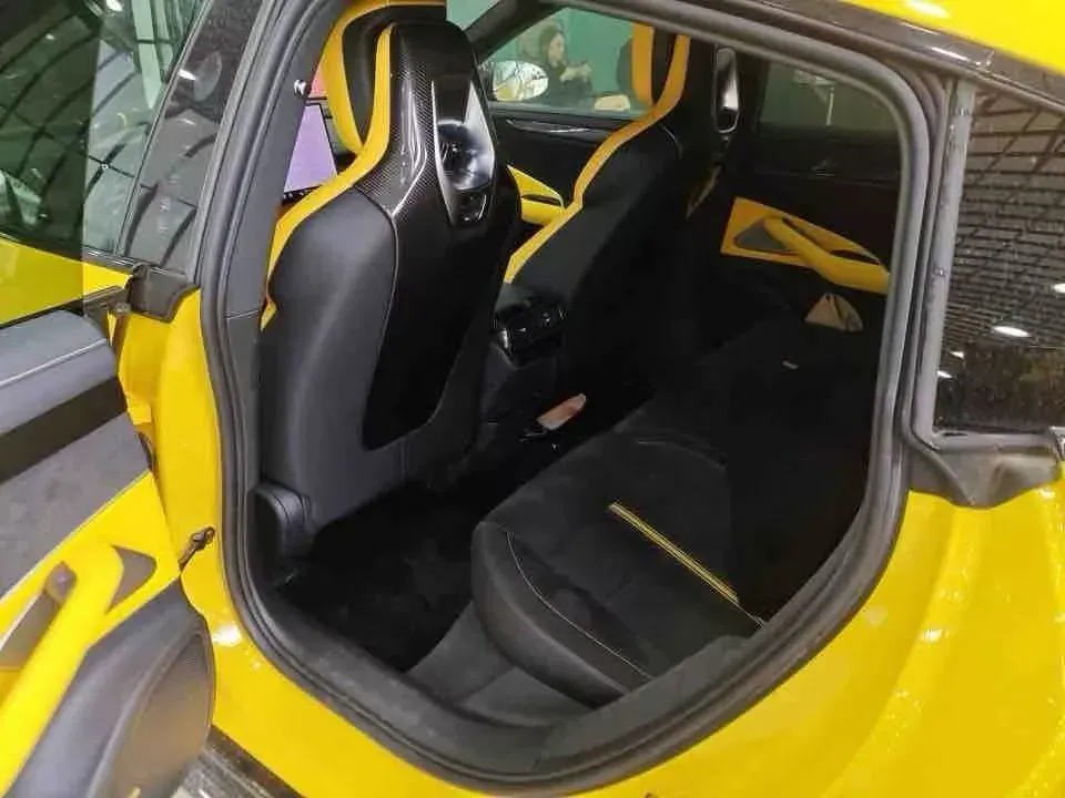 2025 MI SU7 Ultra BEV 93.7KWH,autocango,china used car exporter,china ev exporter,chinese used car exporter,chinese used ev exporter