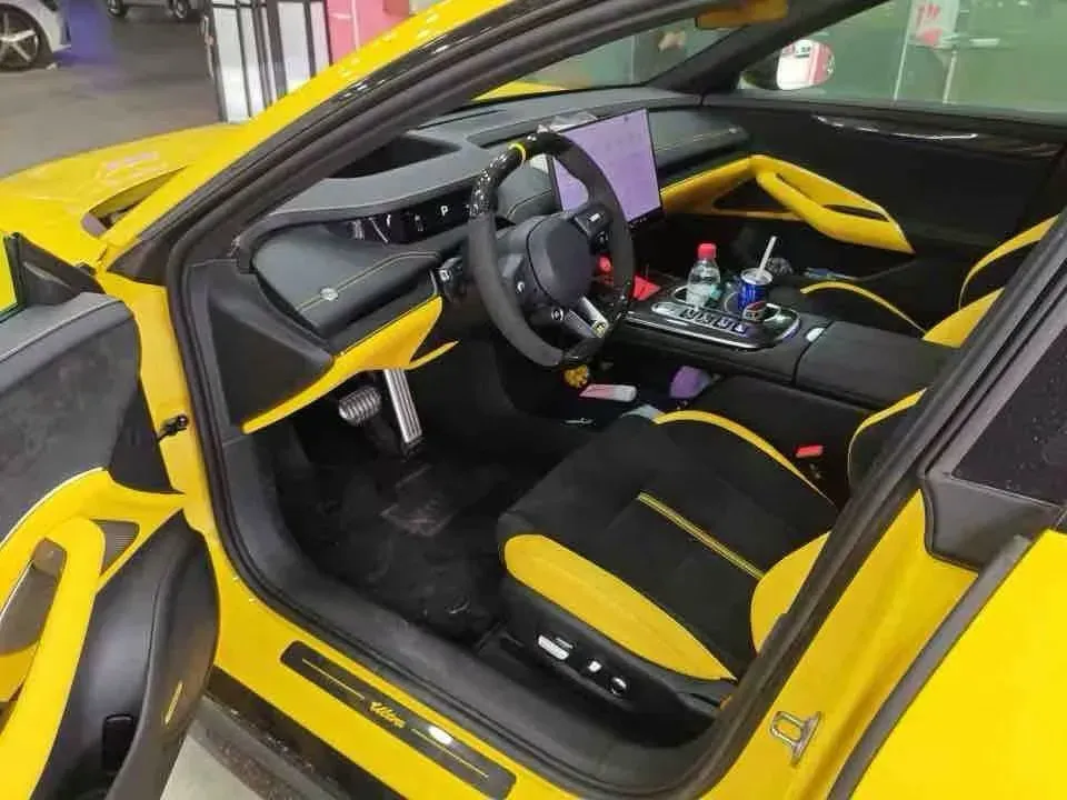 2025 MI SU7 Ultra BEV 93.7KWH,autocango,china used car exporter,china ev exporter,chinese used car exporter,chinese used ev exporter