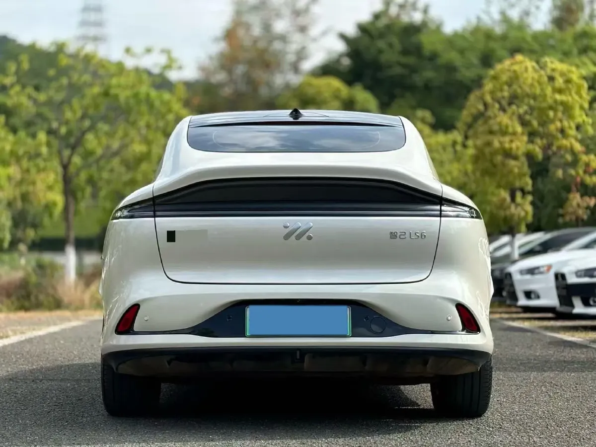 2023 IM LS6 BEV 71KWH,autocango,china used car exporter,china ev exporter,chinese used car exporter,chinese used ev exporter