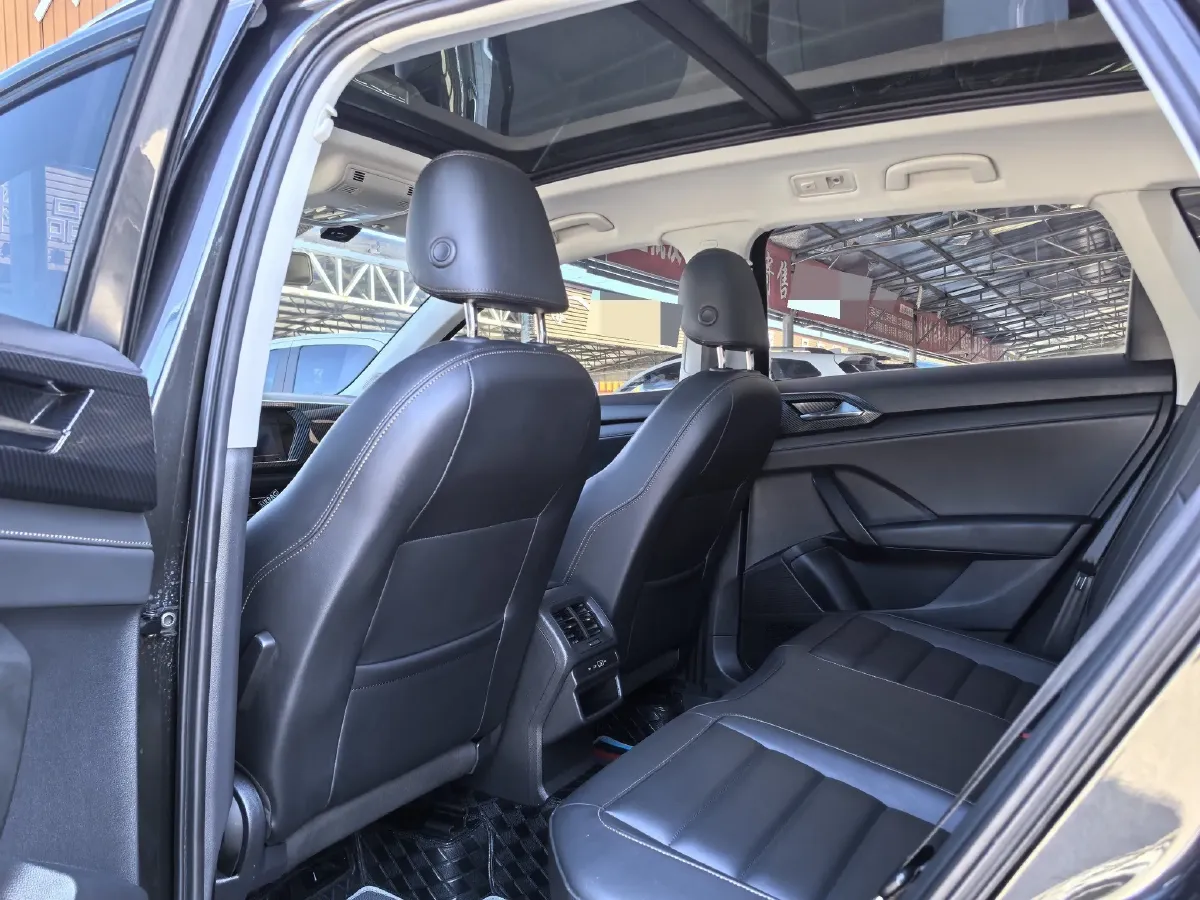 2021 Volkswagen Tharu 1.4T 150HP L4 7DCT,autocango,china used car exporter,china ev exporter,chinese used car exporter,chinese used ev exporter