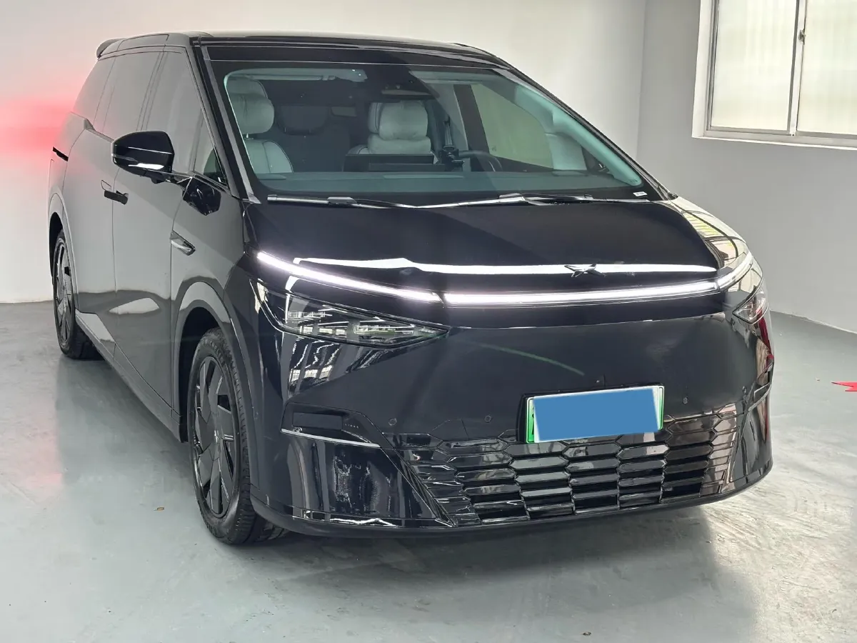 2024 Xpeng X9 BEV 101.5KWH,autocango,china used car exporter,china ev exporter,chinese used car exporter,chinese used ev exporter
