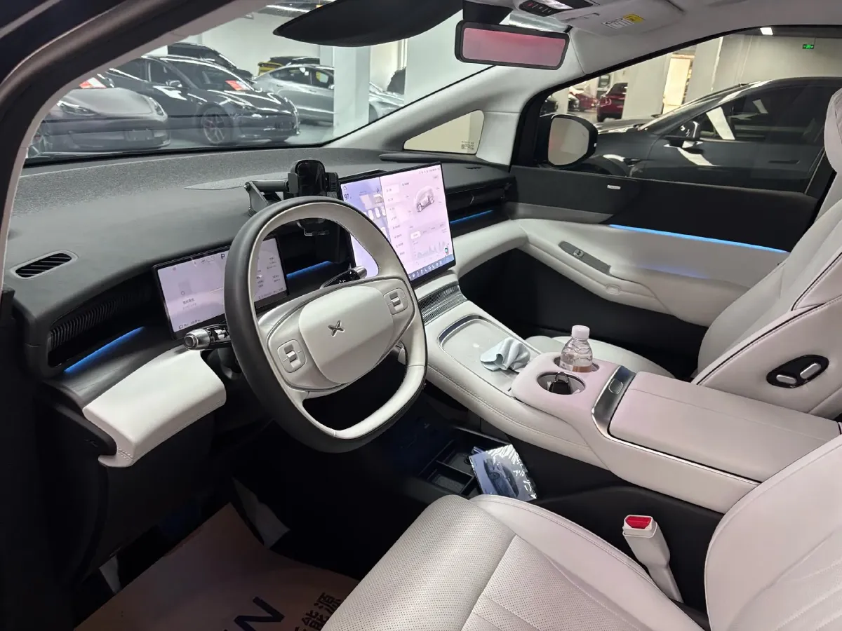 2024 Xpeng X9 BEV 101.5KWH,autocango,china used car exporter,china ev exporter,chinese used car exporter,chinese used ev exporter