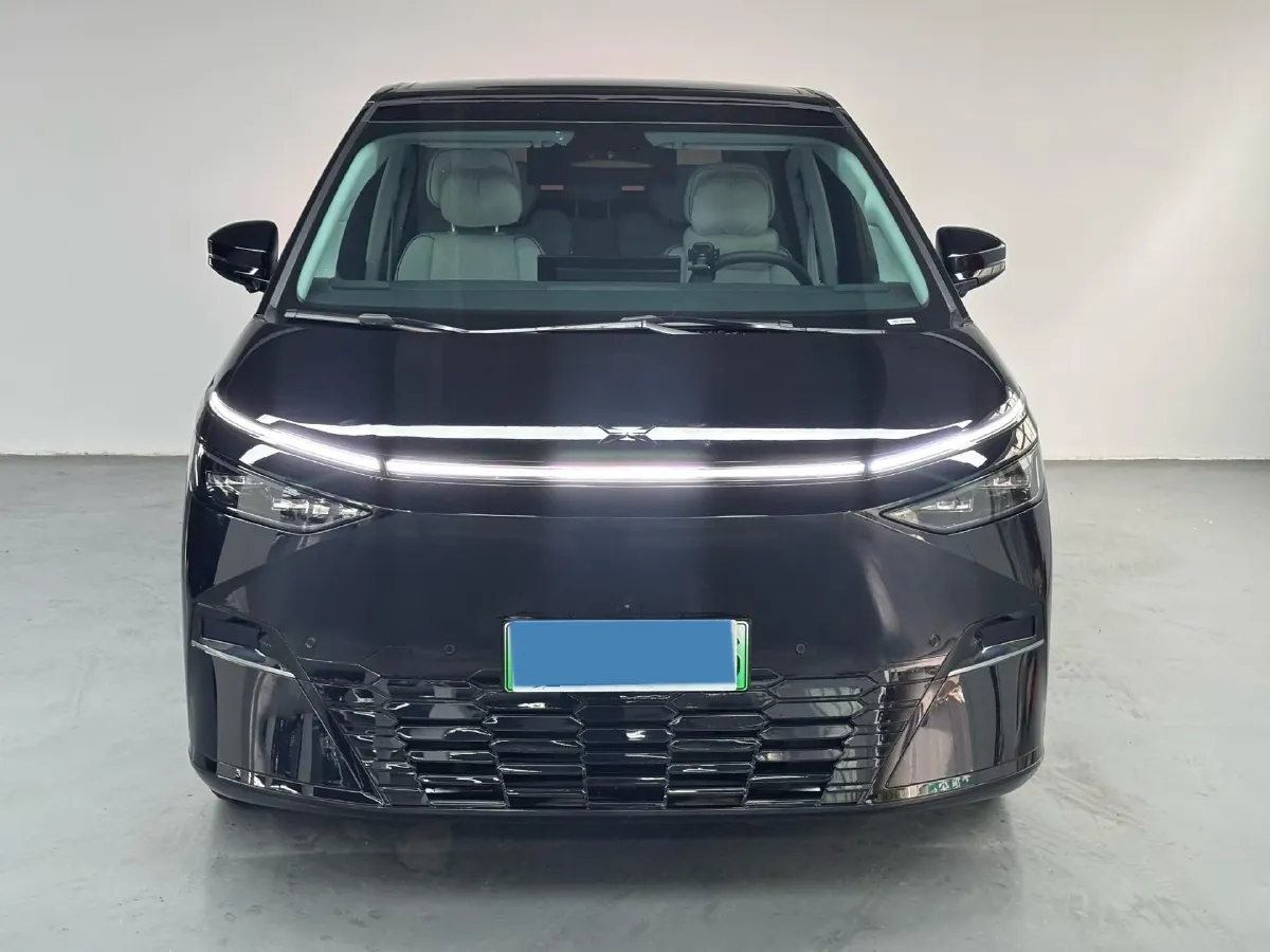 2024 Xpeng X9 BEV 101.5KWH,autocango,china used car exporter,china ev exporter,chinese used car exporter,chinese used ev exporter