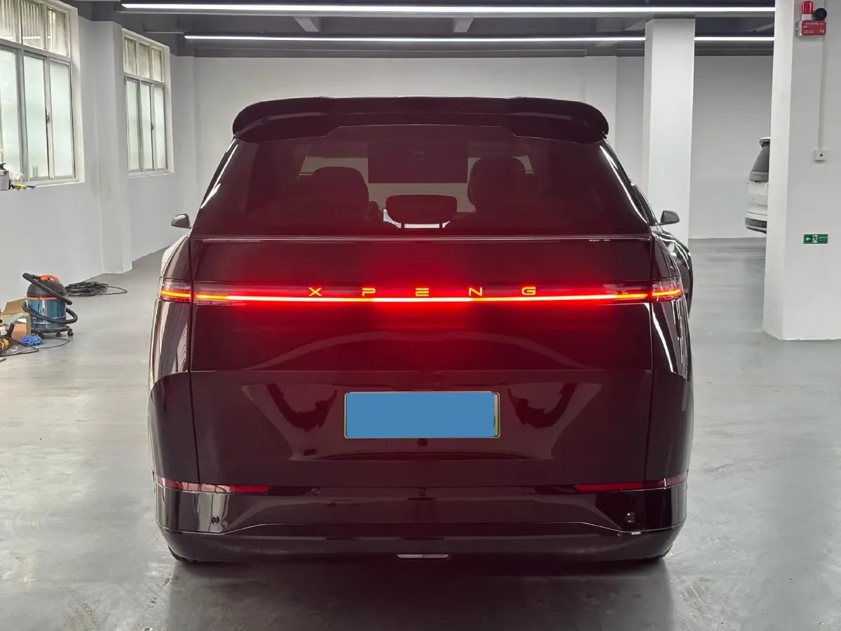 2024 Xpeng X9 BEV 101.5KWH,autocango,china used car exporter,china ev exporter,chinese used car exporter,chinese used ev exporter