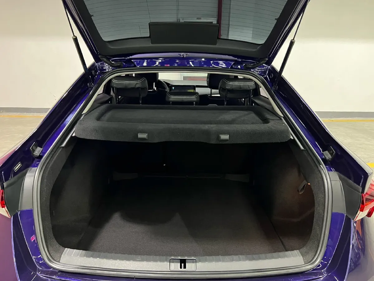 2022 Skoda Octavia 1.4T 150HP L4 7DCT,autocango,china used car exporter,china ev exporter,chinese used car exporter,chinese used ev exporter