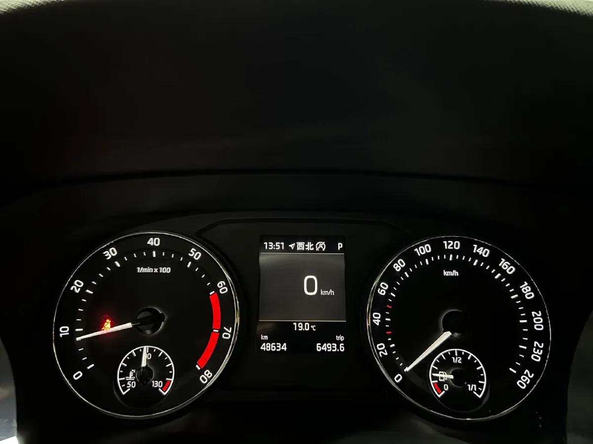 2022 Skoda Octavia 1.4T 150HP L4 7DCT,autocango,china used car exporter,china ev exporter,chinese used car exporter,chinese used ev exporter