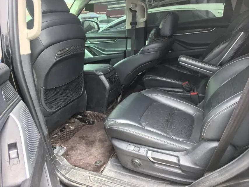 2017 MAXUS D90 2.0T 224HP L4 6AT,autocango,china used car exporter,china ev exporter,chinese used car exporter,chinese used ev exporter