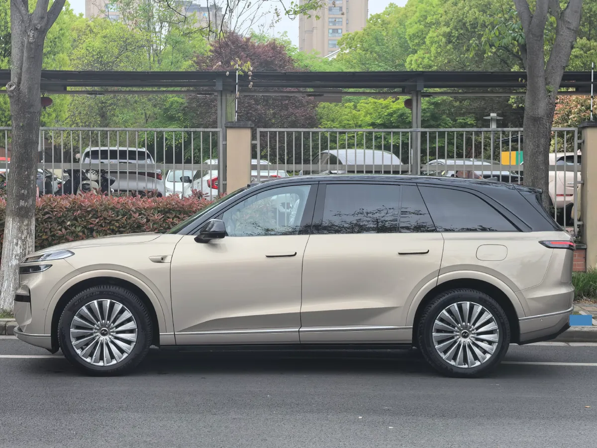 2025 ONVO L90 BEV,autocango,china used car exporter,china ev exporter,chinese used car exporter,chinese used ev exporter