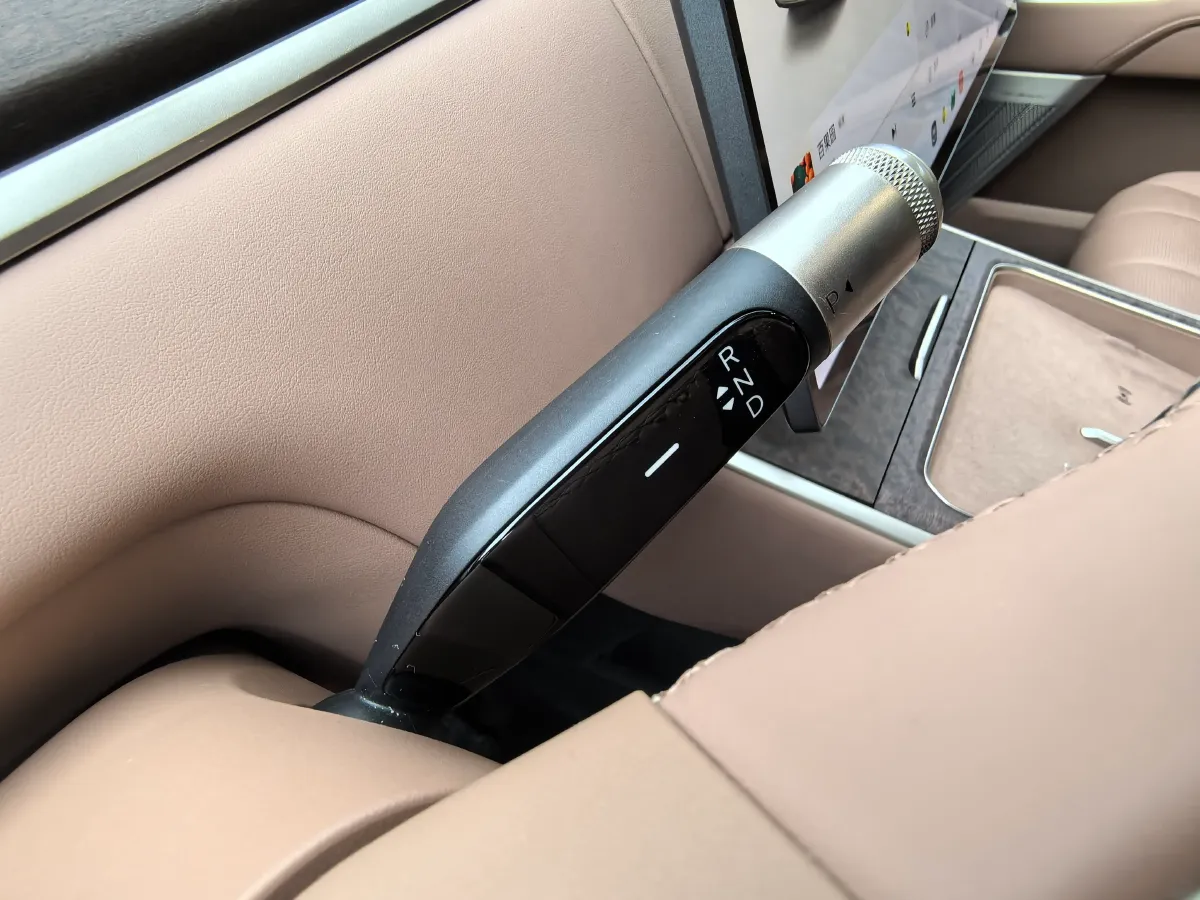 2025 ONVO L90 BEV,autocango,china used car exporter,china ev exporter,chinese used car exporter,chinese used ev exporter