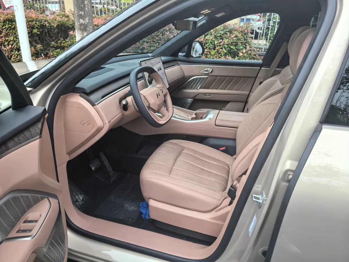 2025 ONVO L90 BEV,autocango,china used car exporter,china ev exporter,chinese used car exporter,chinese used ev exporter