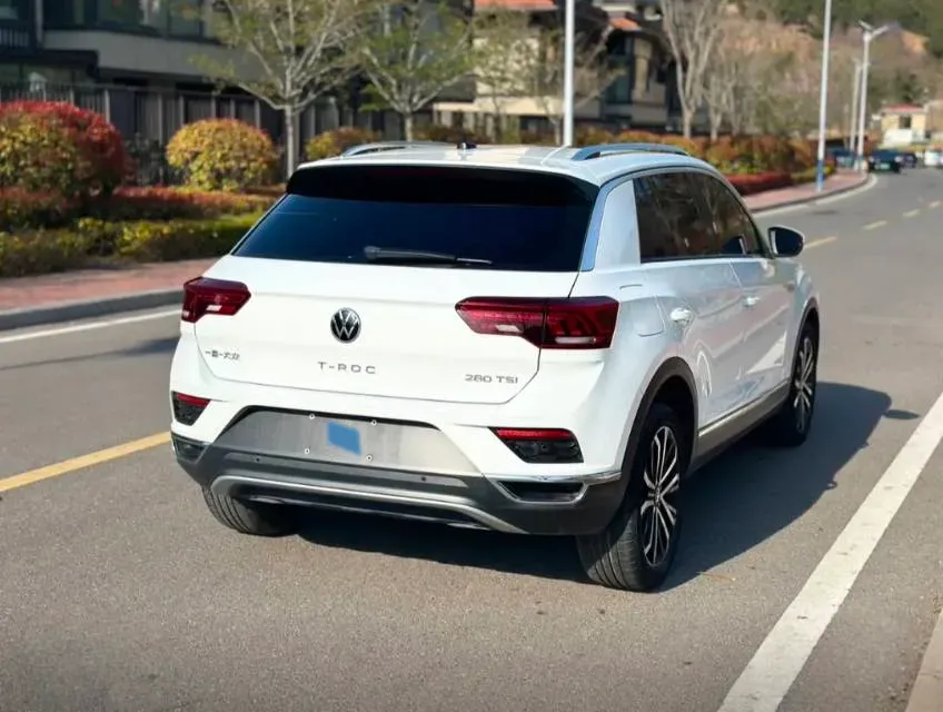 2021 Volkswagen T-Roc 1.4T 150HP L4 7DCT,autocango,china used car exporter,china ev exporter,chinese used car exporter,chinese used ev exporter