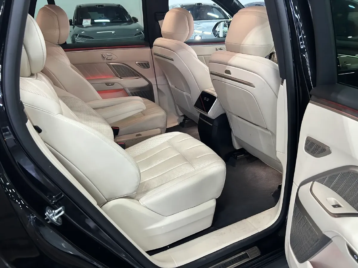 2025 ONVO L90 BEV,autocango,china used car exporter,china ev exporter,chinese used car exporter,chinese used ev exporter