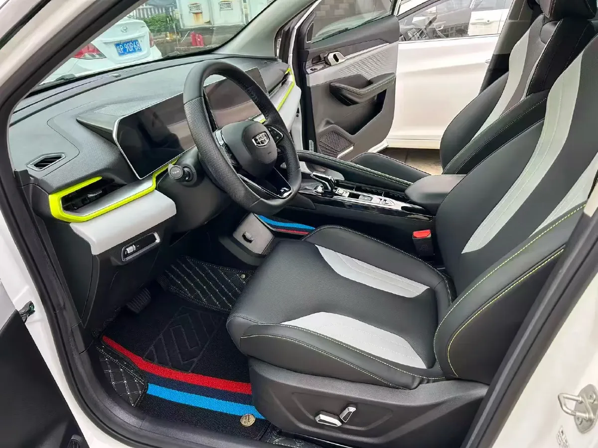 2023 Geely Coolray 1.5T 181HP L4 7DCT,autocango,china used car exporter,china ev exporter,chinese used car exporter,chinese used ev exporter