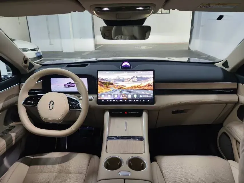 2025 AITO AITO M5 1.5T 152HP L4 REEV 42KWH,autocango,china used car exporter,china ev exporter,chinese used car exporter,chinese used ev exporter