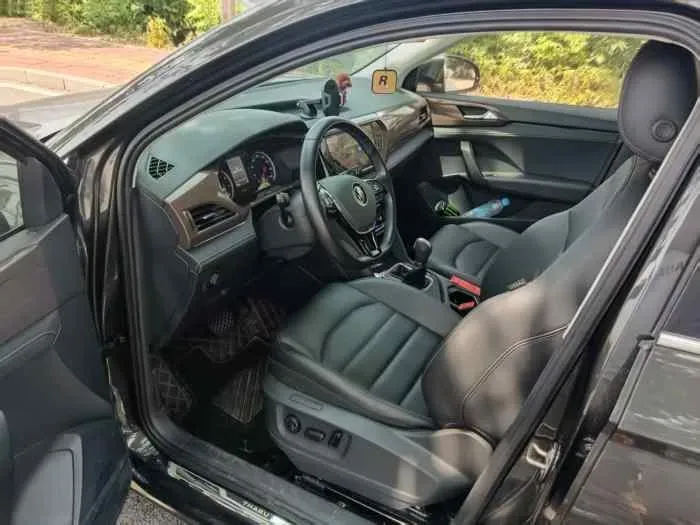 2021 Volkswagen Tharu 1.4T 150HP L4 7DCT,autocango,china used car exporter,china ev exporter,chinese used car exporter,chinese used ev exporter