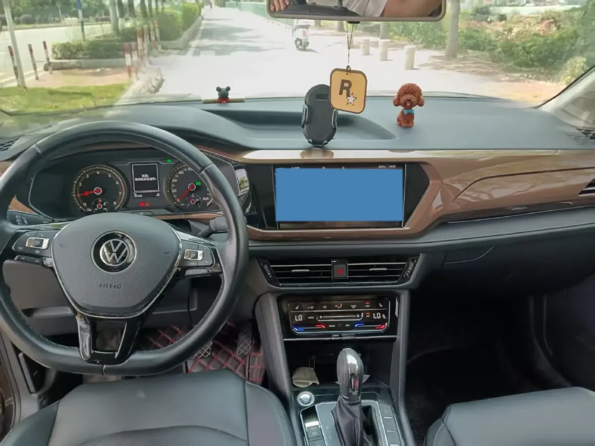 2021 Volkswagen Tharu 1.4T 150HP L4 7DCT,autocango,china used car exporter,china ev exporter,chinese used car exporter,chinese used ev exporter