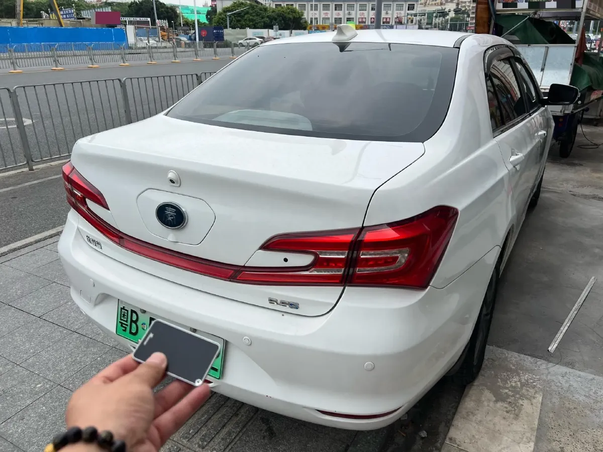 2017 BYD Qin 1.5T 154HP L4 6DCT PHEV,autocango,china used car exporter,china ev exporter,chinese used car exporter,chinese used ev exporter