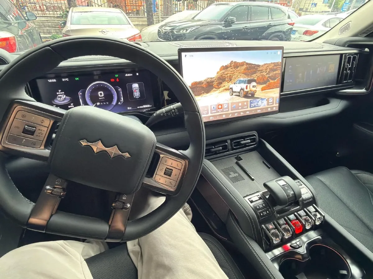 2023 FangChengBao Bao 5 1.5T 194HP L4 E-CVT PHEV 31.8KWH,autocango,china used car exporter,china ev exporter,chinese used car exporter,chinese used ev exporter