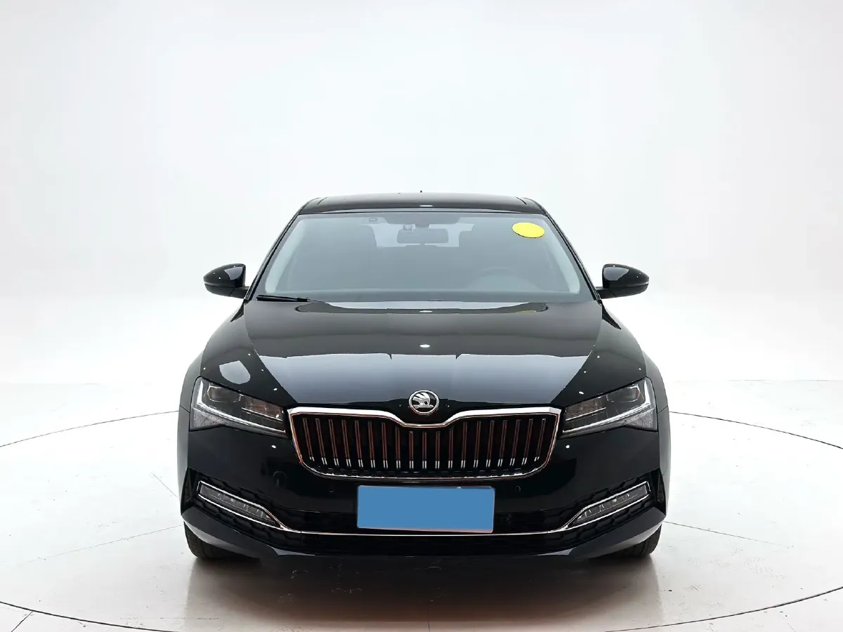 2023 Skoda Superb 1.4T 150HP L4 7DCT,autocango,china used car exporter,china ev exporter,chinese used car exporter,chinese used ev exporter