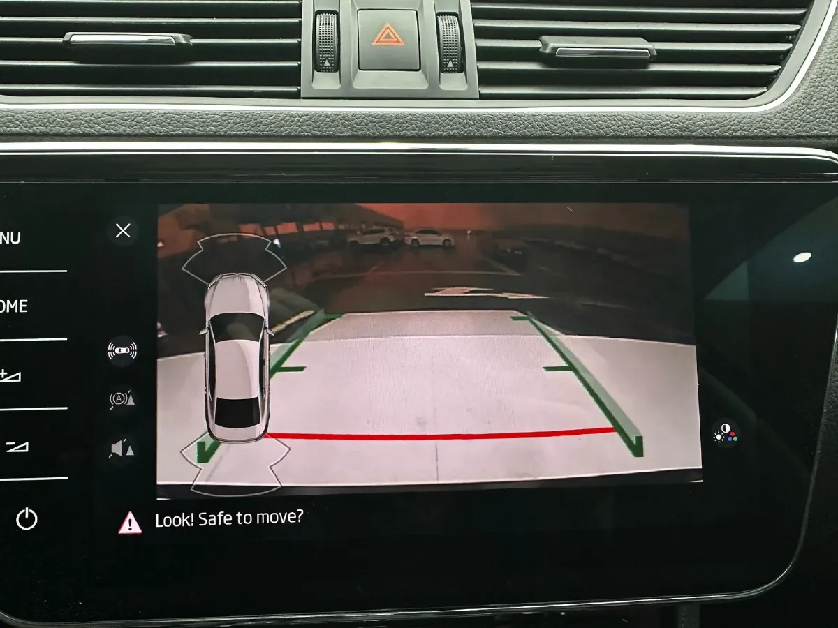 2023 Skoda Superb 1.4T 150HP L4 7DCT,autocango,china used car exporter,china ev exporter,chinese used car exporter,chinese used ev exporter