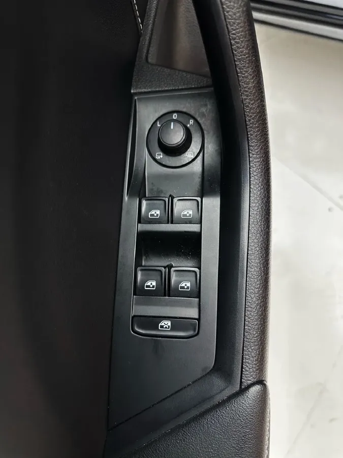 2023 Skoda Superb 1.4T 150HP L4 7DCT,autocango,china used car exporter,china ev exporter,chinese used car exporter,chinese used ev exporter