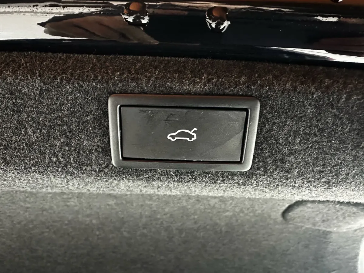 2023 Skoda Superb 1.4T 150HP L4 7DCT,autocango,china used car exporter,china ev exporter,chinese used car exporter,chinese used ev exporter