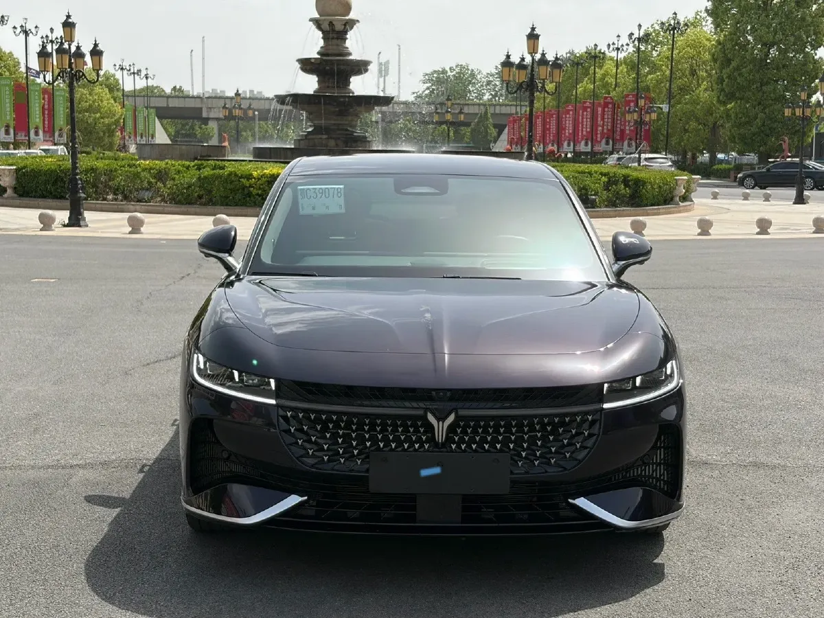 2024 Voyah ZhuiGuang 1.5T 136HP L4 PHEV 43KWH,autocango,china used car exporter,china ev exporter,chinese used car exporter,chinese used ev exporter