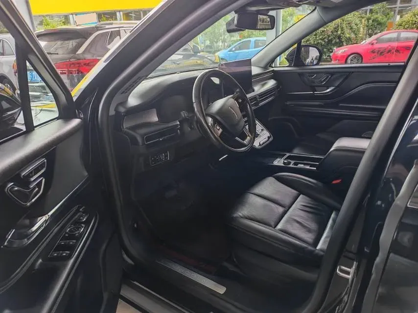 2021 Lincoln Corsair 2.0T 245HP L4 8AT,autocango,china used car exporter,china ev exporter,chinese used car exporter,chinese used ev exporter