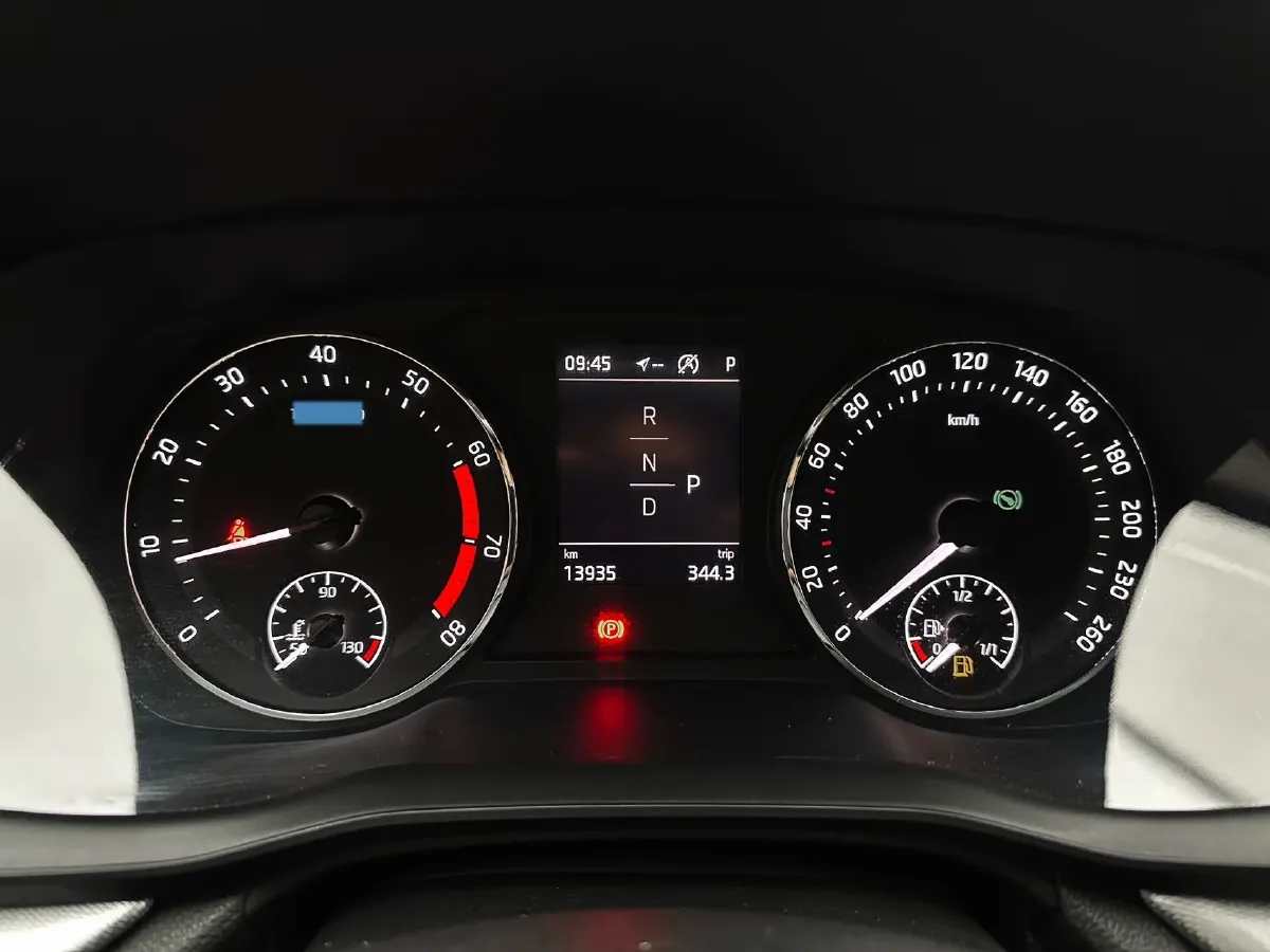 2022 Skoda Octavia 1.4T 150HP L4 7DCT,autocango,china used car exporter,china ev exporter,chinese used car exporter,chinese used ev exporter