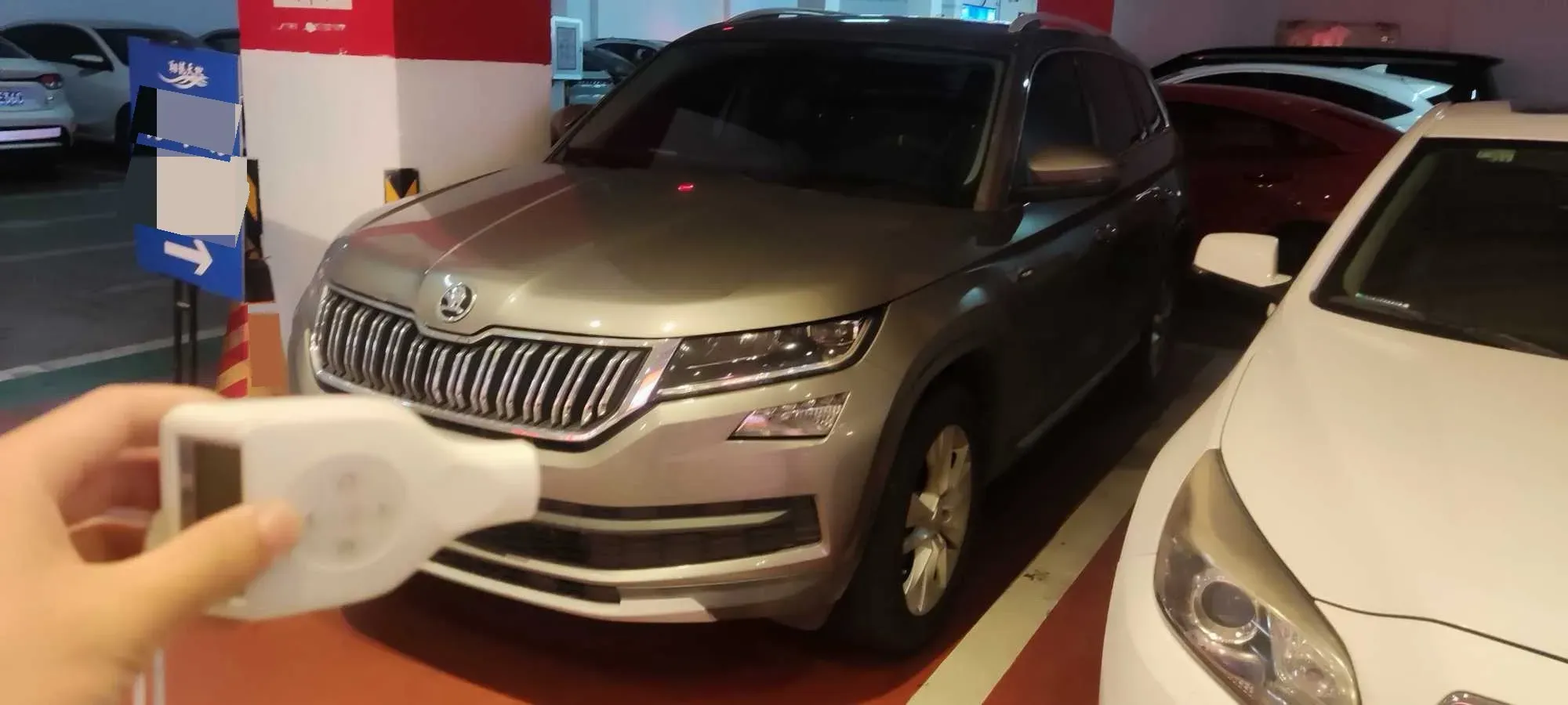 2018 Skoda Kodiak 2.0T 186HP L4 7DCT,autocango,china used car exporter,china ev exporter,chinese used car exporter,chinese used ev exporter