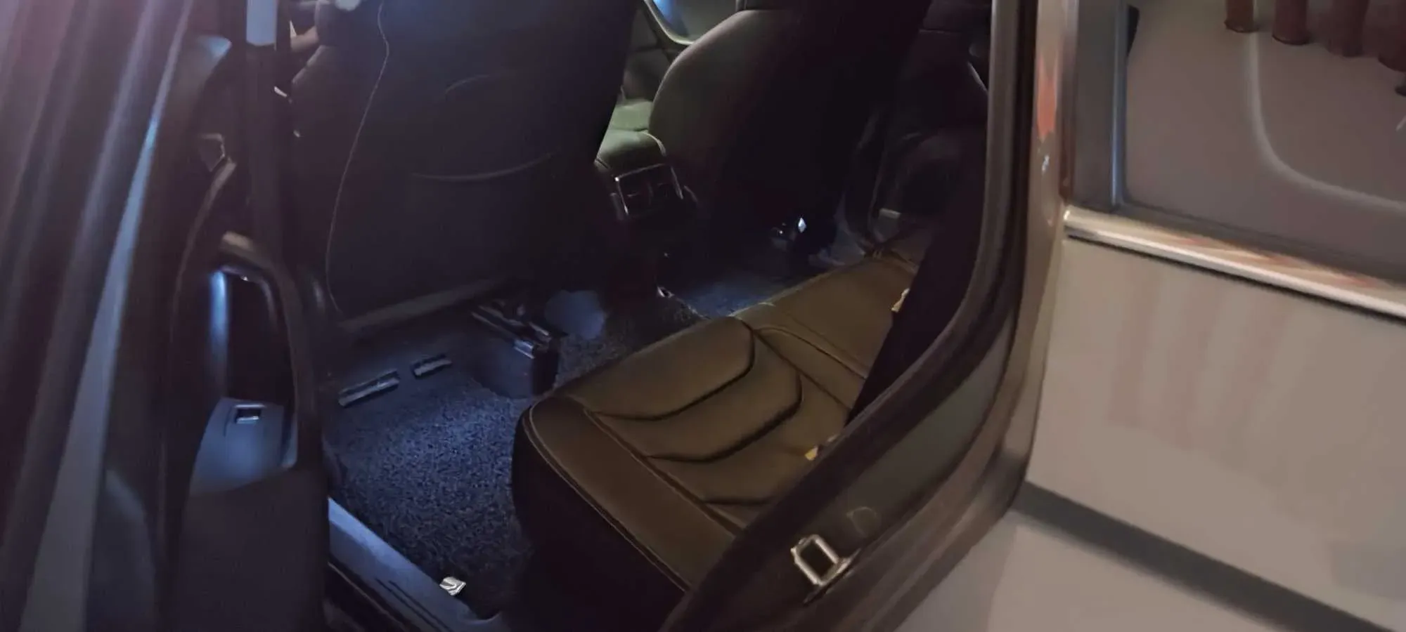 2018 Skoda Kodiak 2.0T 186HP L4 7DCT,autocango,china used car exporter,china ev exporter,chinese used car exporter,chinese used ev exporter