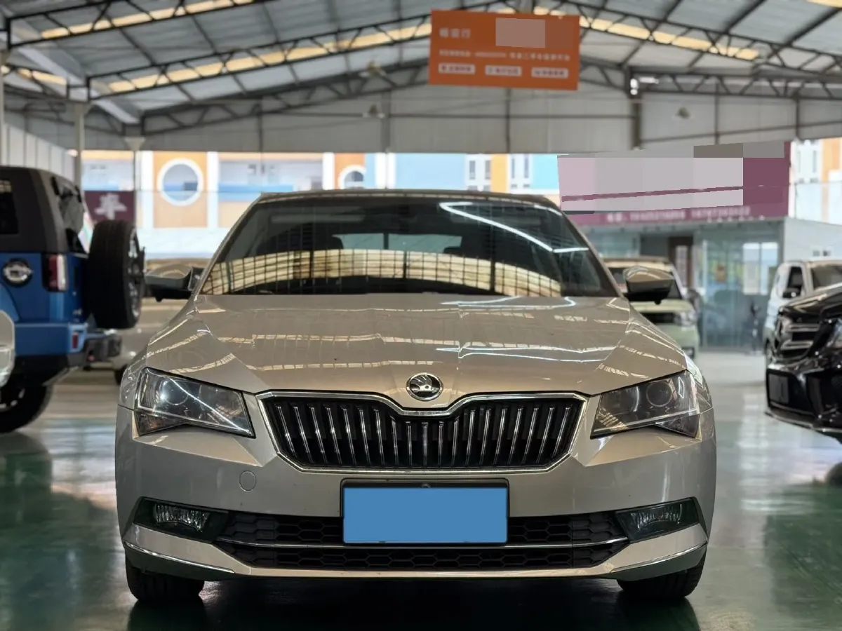 2018 Nissan Terra 2.5L 184HP L4 7AT,autocango,china used car exporter,china ev exporter,chinese used car exporter,chinese used ev exporter