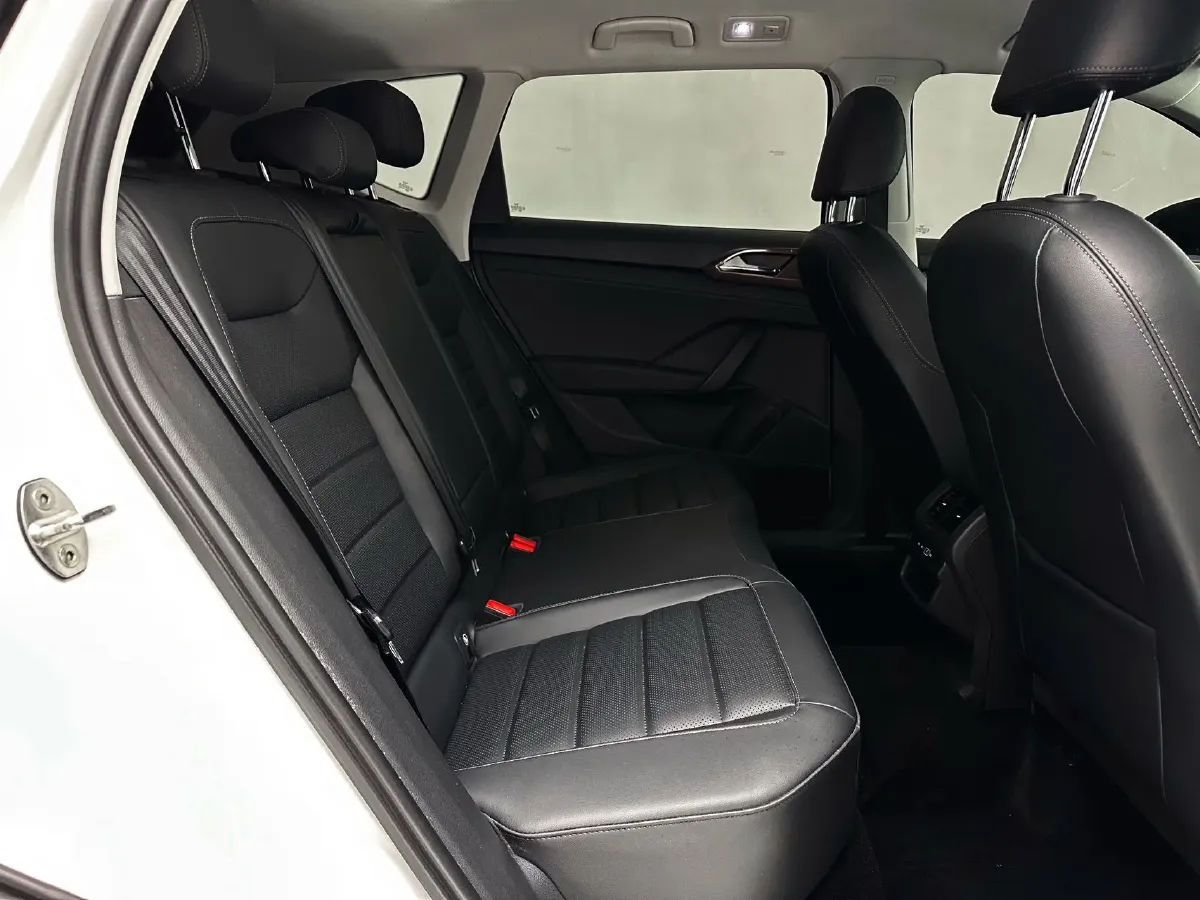 2021 Volkswagen Tharu 1.4T 150HP L4 7DCT,autocango,china used car exporter,china ev exporter,chinese used car exporter,chinese used ev exporter