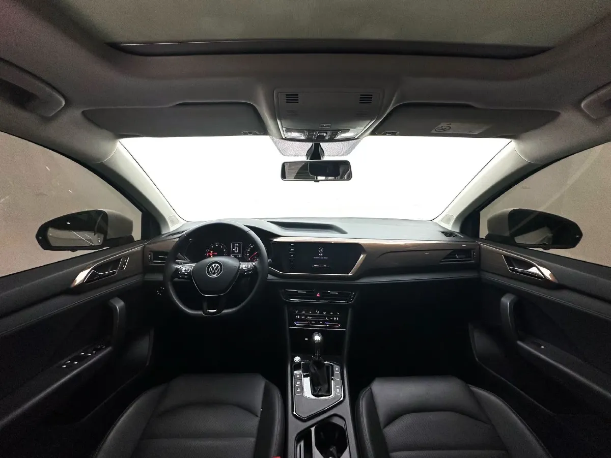 2021 Volkswagen Tharu 1.4T 150HP L4 7DCT,autocango,china used car exporter,china ev exporter,chinese used car exporter,chinese used ev exporter