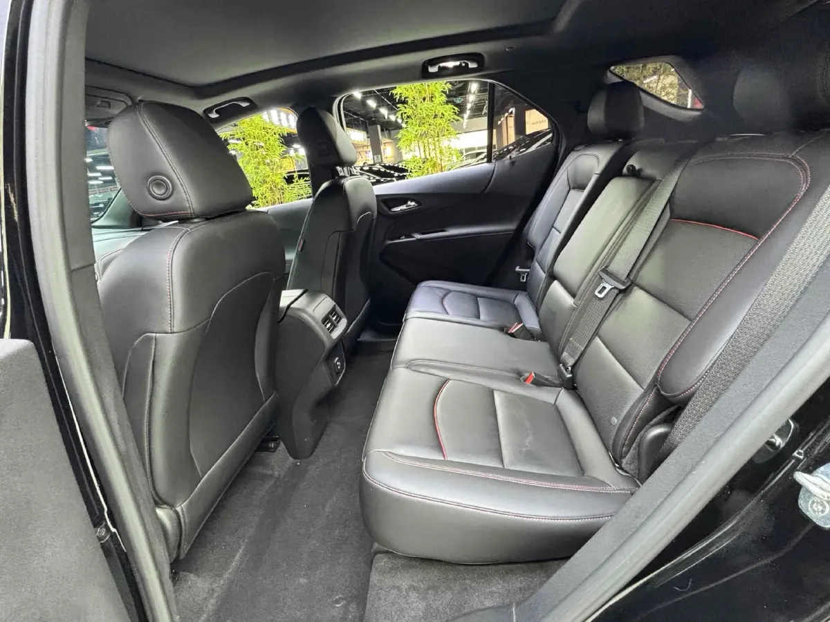 2021 Chevrolet Equinox 2.0T 237HP L4 9AT,autocango,china used car exporter,china ev exporter,chinese used car exporter,chinese used ev exporter