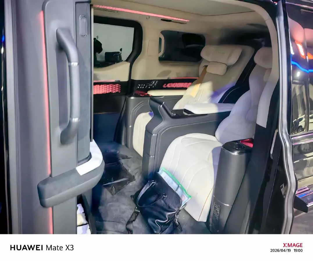 2024 Zeekr 009 BEV,autocango,china used car exporter,china ev exporter,chinese used car exporter,chinese used ev exporter